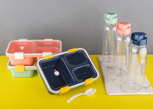 Tokyo Lunch Box 4 Lock With Water Bottle Combo 